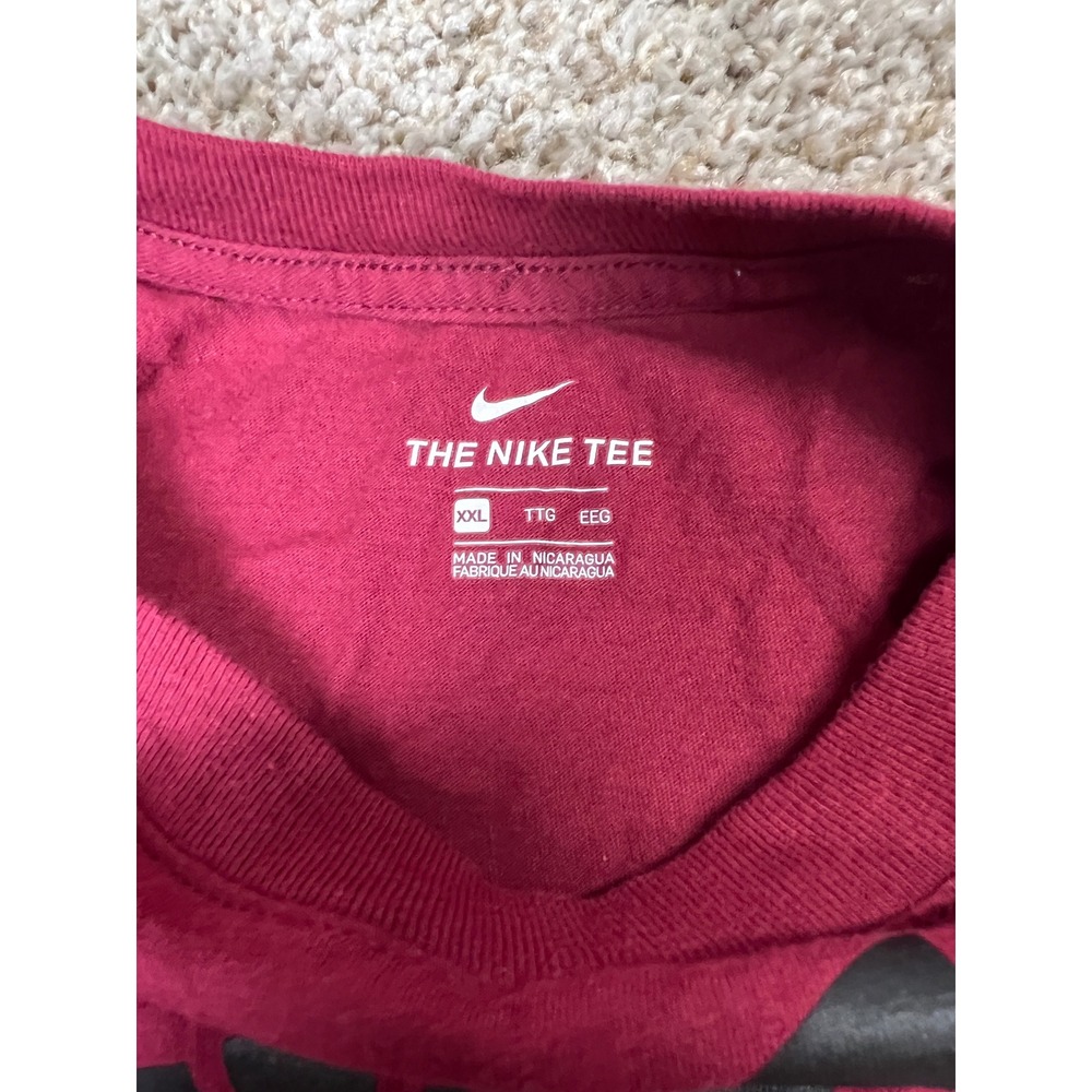 Nike Womens XXL Graphic Swoosh T-Shirt Burgundy Maroon Short Sleeve Crew Neck - Picture 2 of 5